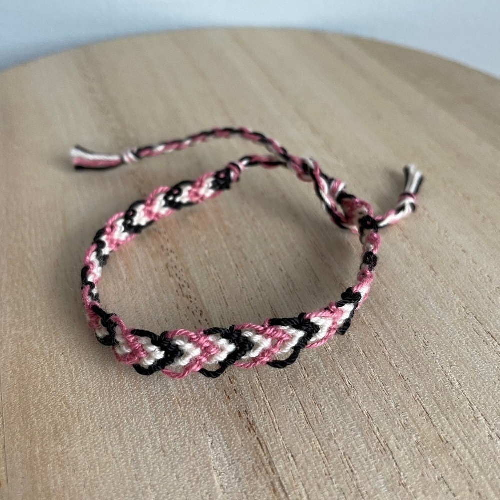 10/$25 Zora Woven Bracelet